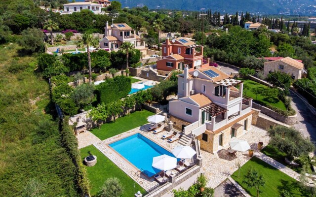 Il Tesori Dassia Villas