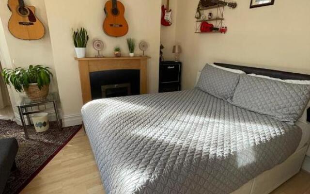 Room in family home near Penny Lane Liverpool