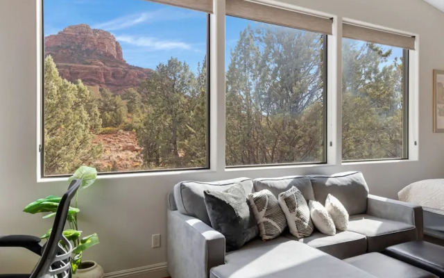 Mammoth Rock Retreat-villa Amazing Views-sleeps 4