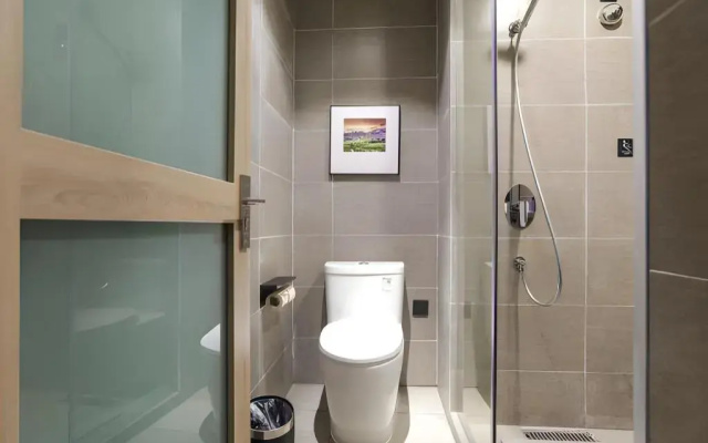 HanTing Premium Hotel (Hangzhou Xiaoshan International Airport)
