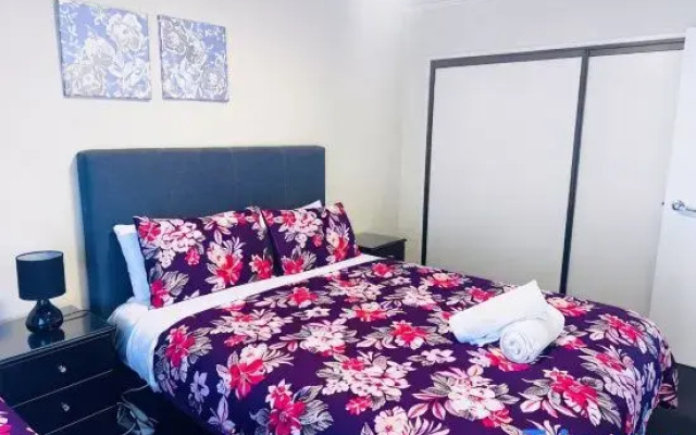 Merivale Court One Bedroom Apartment-Unit7
