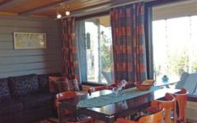 Holiday Home Mustalampi 5 satakieli