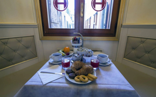 Hotel Orion