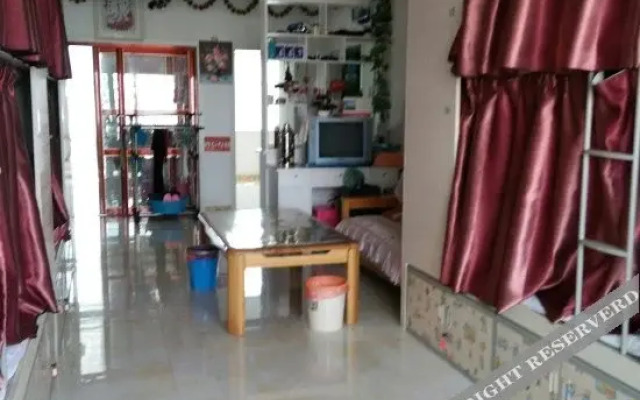 Xining Chezhan Youth Hostel