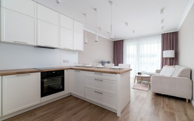 Modern Apartment With Parking by Renters