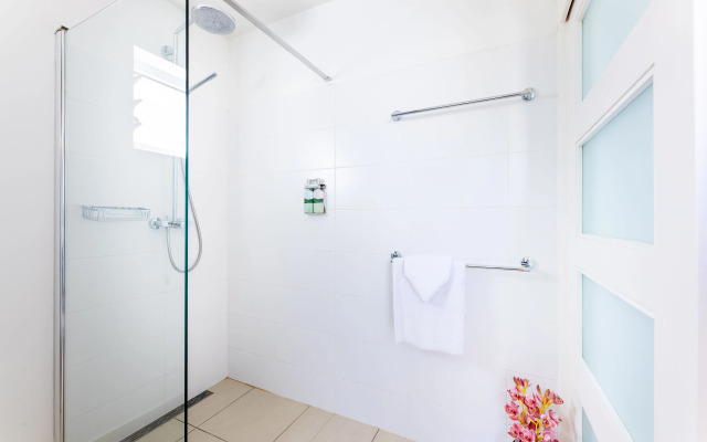 Coral Estate Luxury Resort