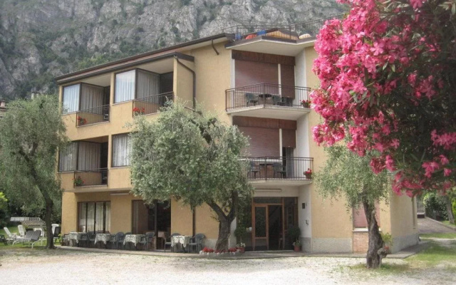 Albergo Villa Lori