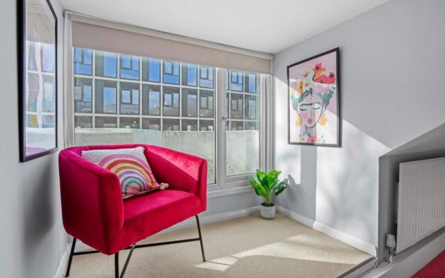 The Townhouse By My Getaways Free Parking