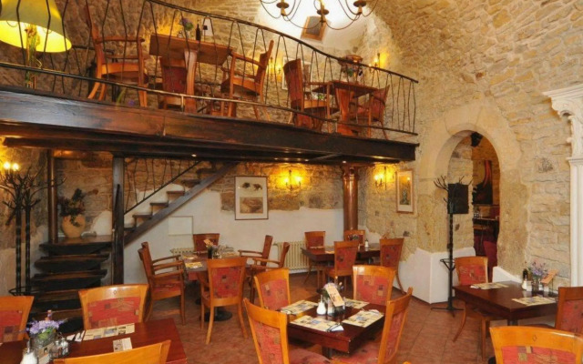 Hotel Metamorphis