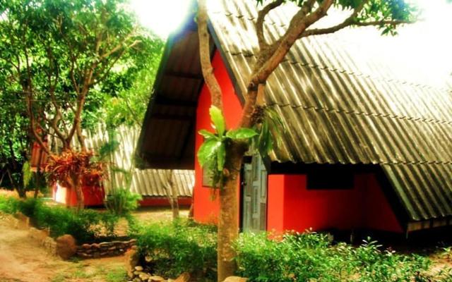 Cashewnut Tree Bungalows