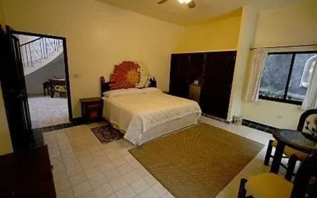 Olas Altas Bed And Breakfast