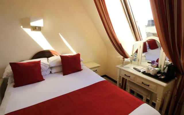 The Pilgrims Hotel