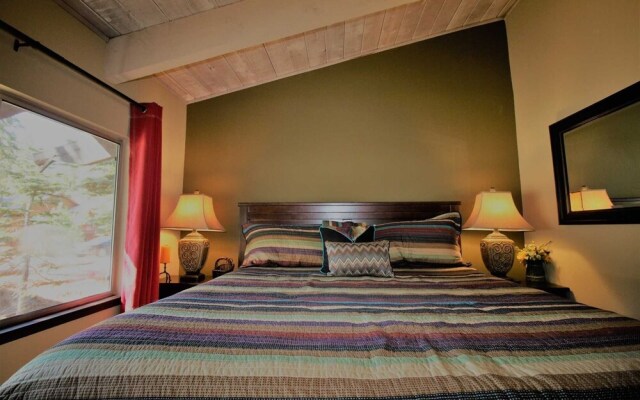 Mammoth S #205 3 Bedroom Condo