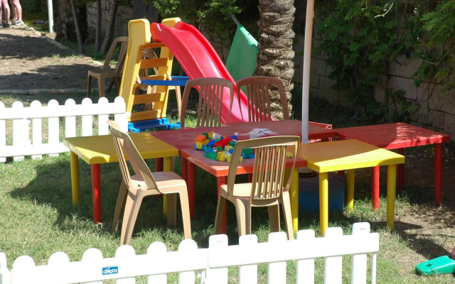 Meder Resort Hotel
