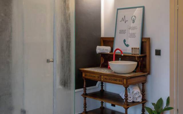 Klasyczno Nowoczesny Loft z wykuszem