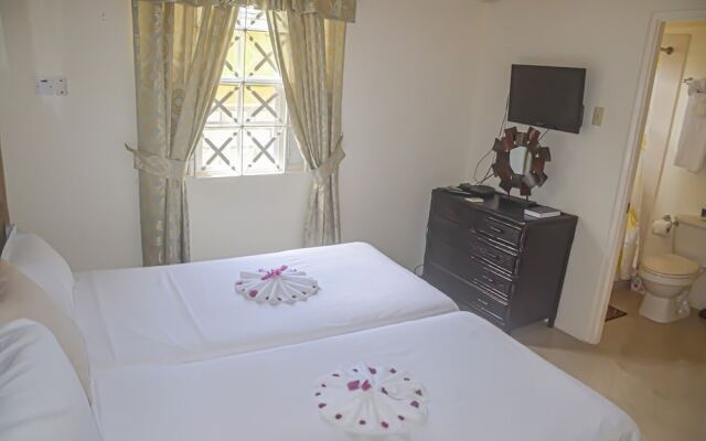 HAPPY HOLIDAYS at Drax Hall Country Club