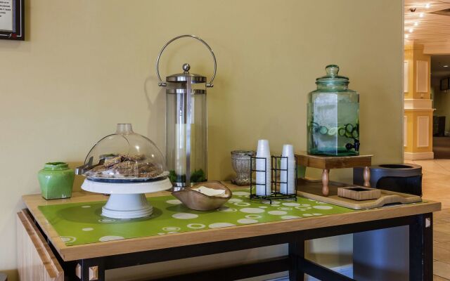 DoubleTree by Hilton Phoenix Midtown