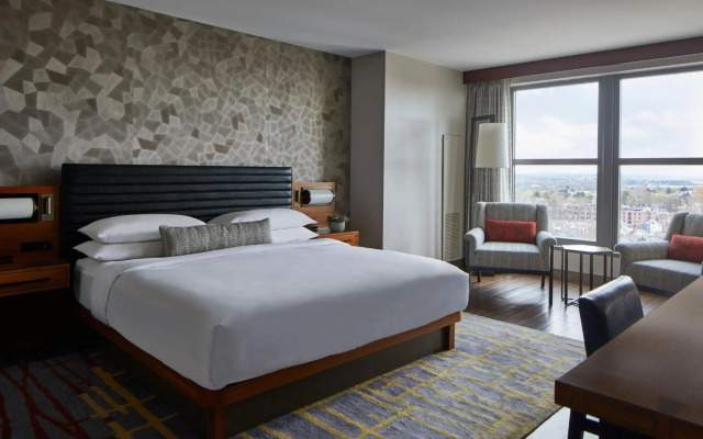 Lancaster Marriott at Penn Square