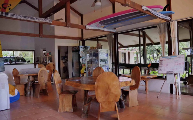 Surf Synergy All-Inclusive Surf Retreat