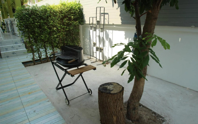 Little home poolvilla