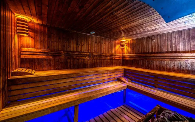 Hotel Délibáb