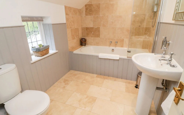 Pumphouse Cottage