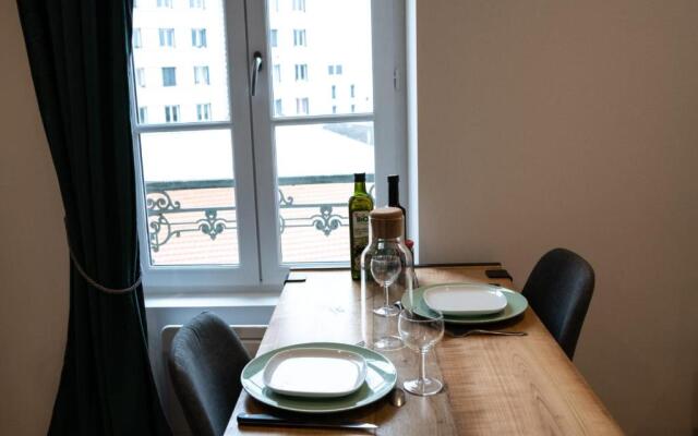 Le Musigny - Superbe studio moderne au calme proche place Valmy