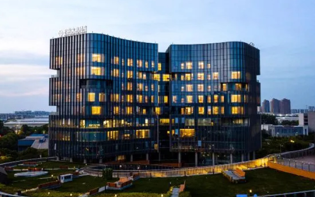 Nanjing North Railway Station Wenjing Hotel