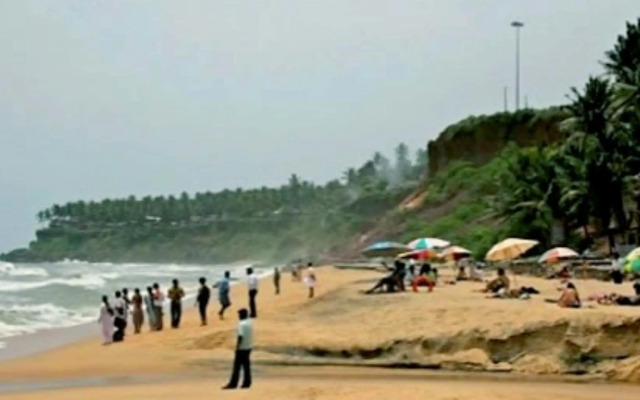 Anandan Tourist Home