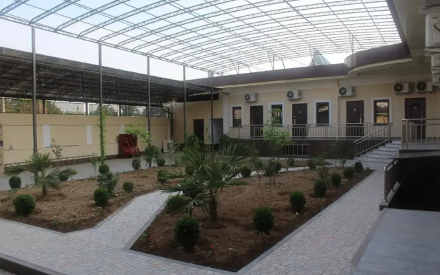 Taxtapul Hotel