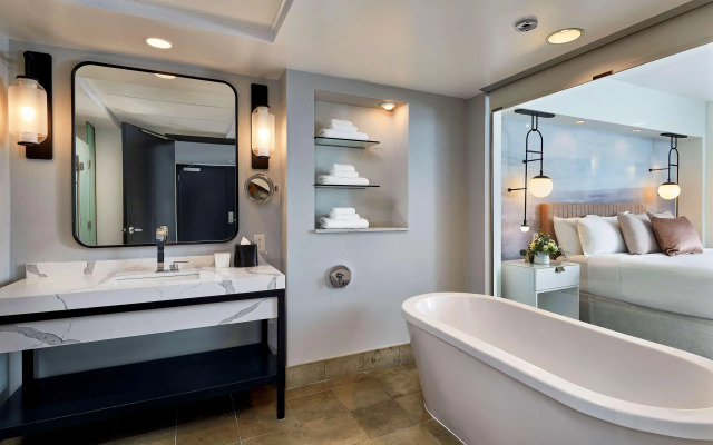 Hotel 1000, LXR Hotels & Resorts