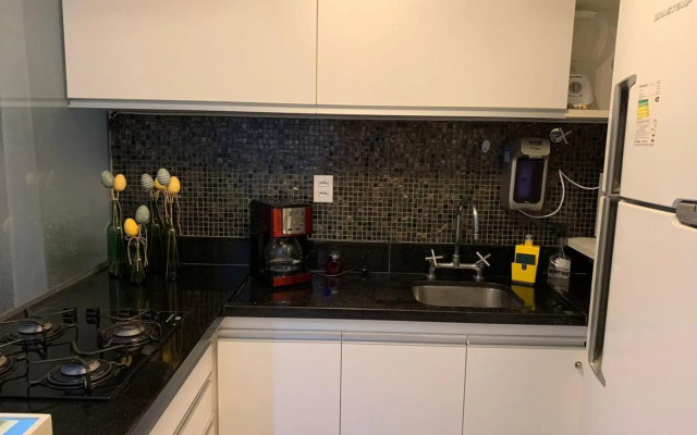 Maravilhoso apartamento 2 quartos vista mar no Ondina Apart