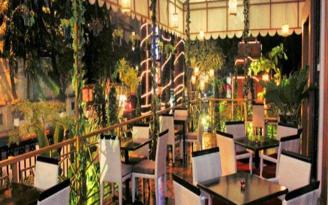 Puri Denpasar Hotel