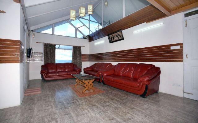 OYO 9346 Home Spacious 4BHK Valley View Fagu