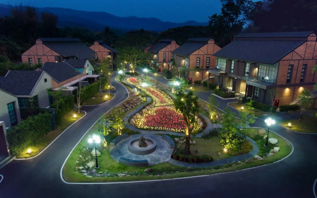 Flora Creek Chiang Mai