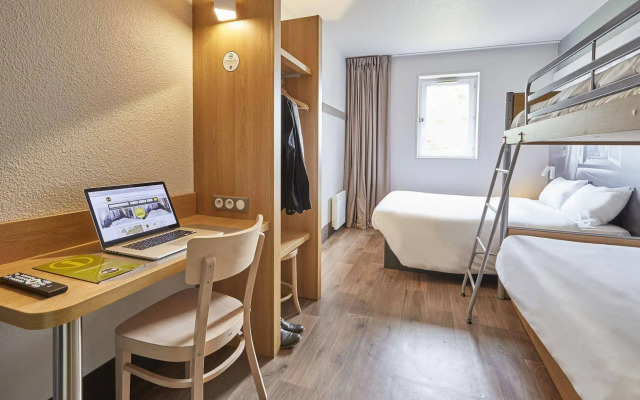 B&B HOTEL Caen Mémorial