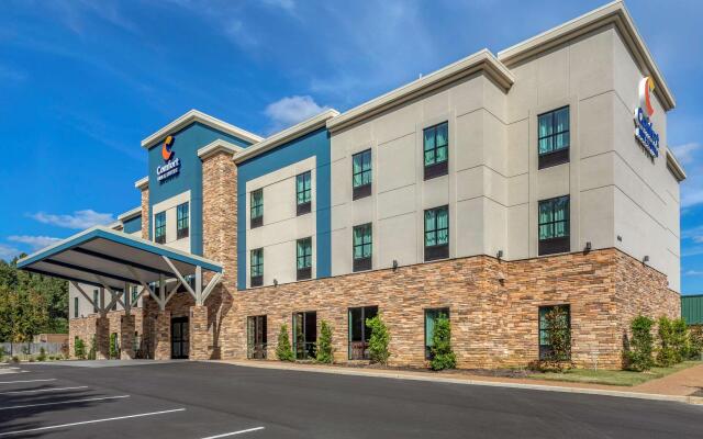 Comfort Inn & Suites