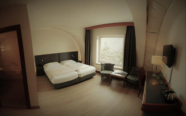 Skycity Hotel Atrigon