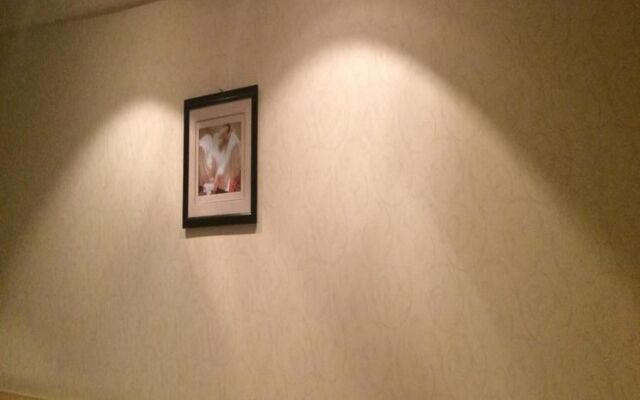 Nanning Hawks Holiday Hotel
