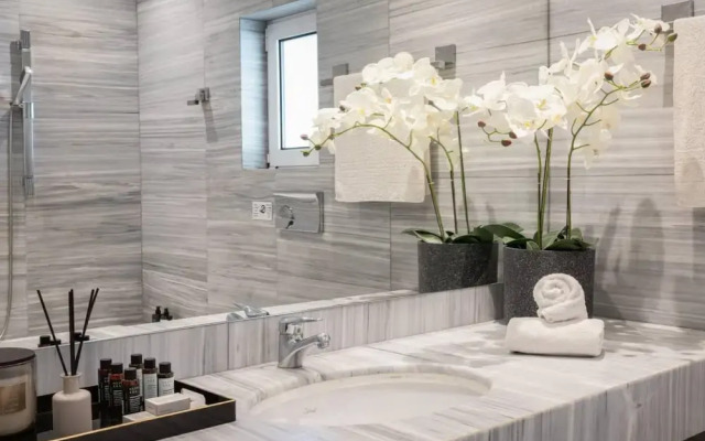 1BD Serene Calm Pool House