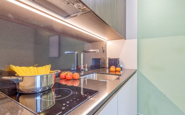 Icon H 301 Suite Micro-living