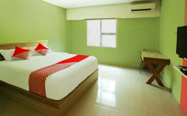 OYO 93145 Pondok Alam Syariah – Guest Rooms – Jakarta