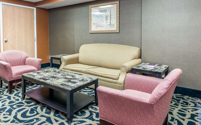 Quality Inn Defiance