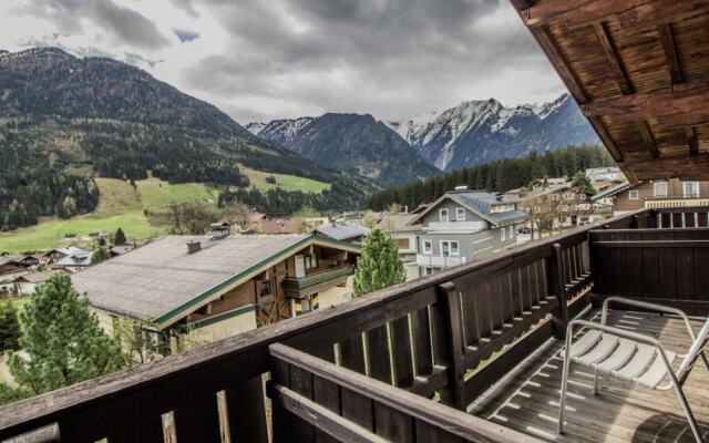 Majestic Home in Neukirchen am Großvenediger With Balcony