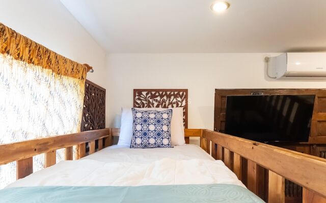 TwoSpaces Living at Kayu Beach Villa