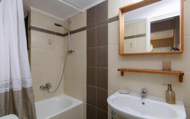 Apt 48, Cozy Apartment In Kalamata City Center