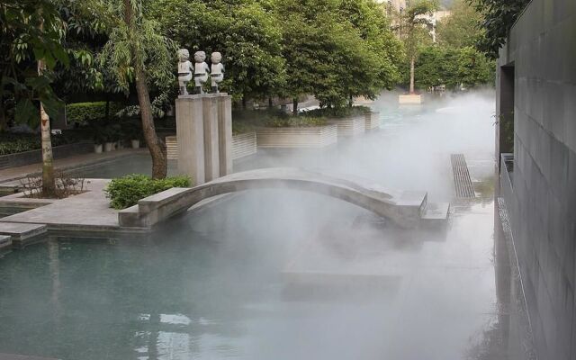 Xiuquanyingyue Hot Spring Garden Hotel