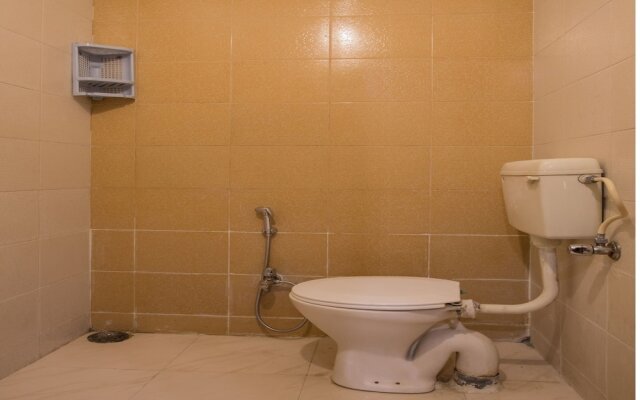 OYO 9903 Hotel Care Residency