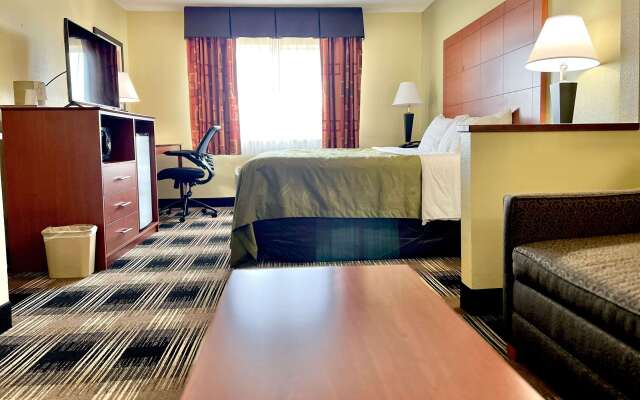 Quality Inn & Suites Wisconsin Dells Downtown - Waterparks Area