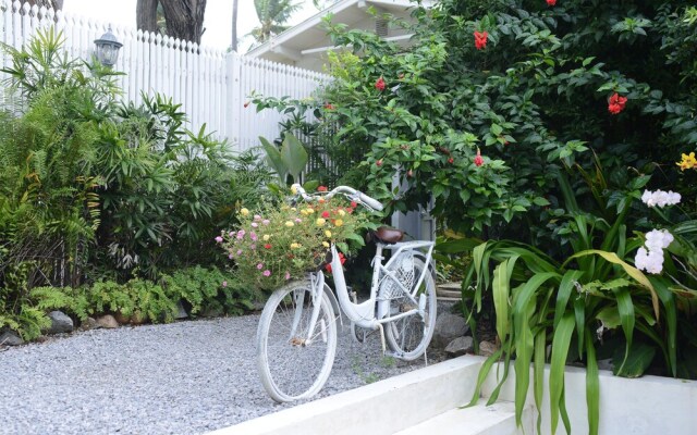 The Hen Hua Hin Private Beach Villa